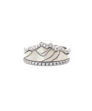 Load image into Gallery viewer, Beautiful mountain base ring surrounded by the sparkle of “snow” and diamonds 
